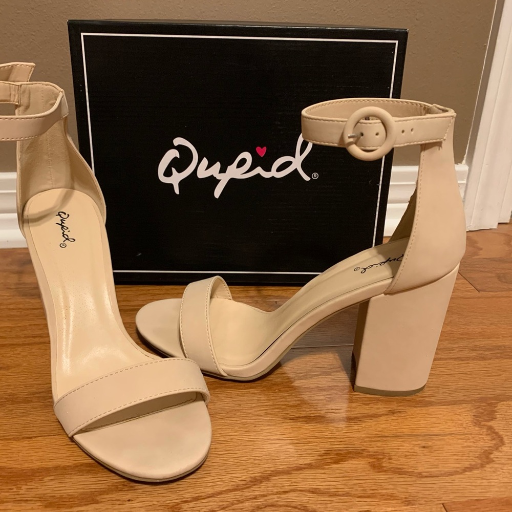 Qupid Lake Strappy Heels